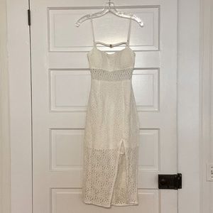 Hello Molly, Feel Special Midi Dress White Lace, Never Worn, Adjustable, Size M